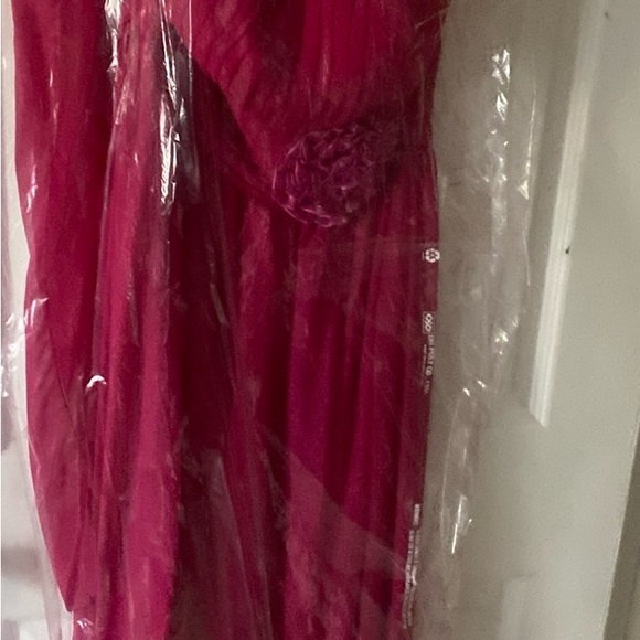 Elegant Pink Strapless Dress - Picture 2 of 5